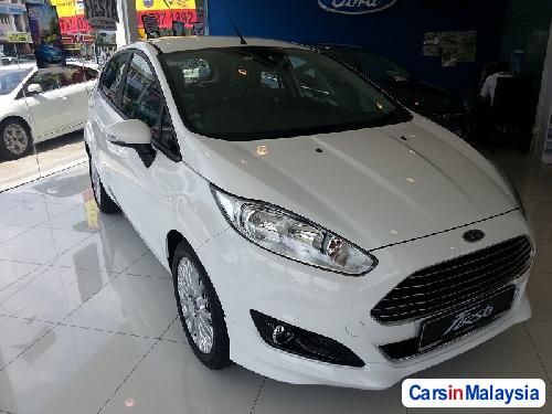 Ford Fiesta Semi-Automatic - image 4
