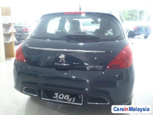 Peugeot 308 Semi-Automatic - image 3