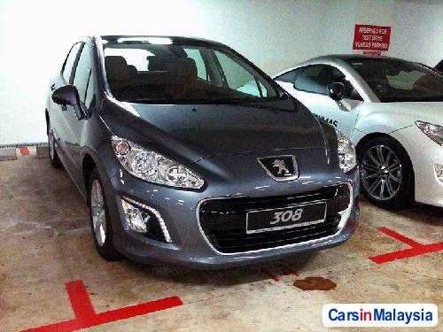 Peugeot 308 Semi-Automatic - image 4