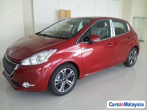 Peugeot 208 Semi-Automatic - image 4