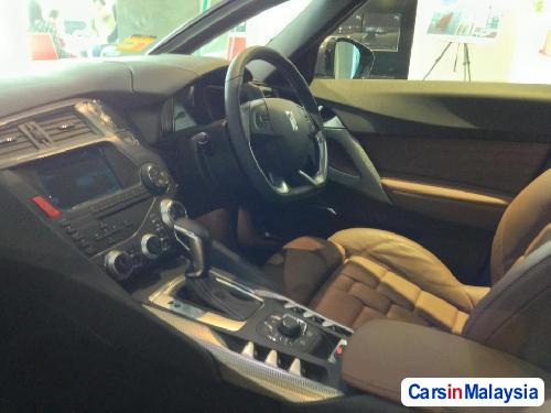 Citroen C5 Semi-Automatic - image 4