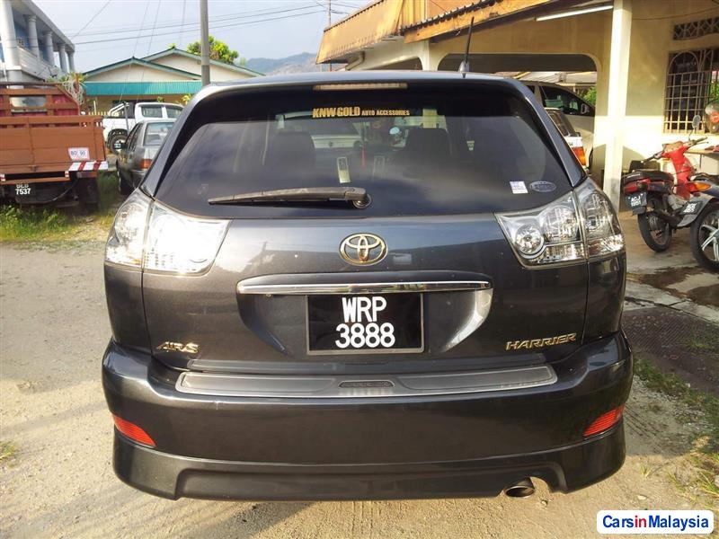 Toyota Harrier Automatic 2008 - image 3