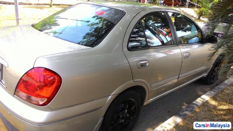 Nissan Sentra Automatic 2006 - image 2