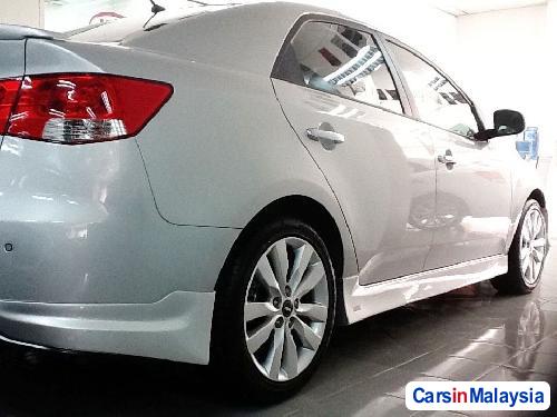 Kia Forte Automatic - image 2