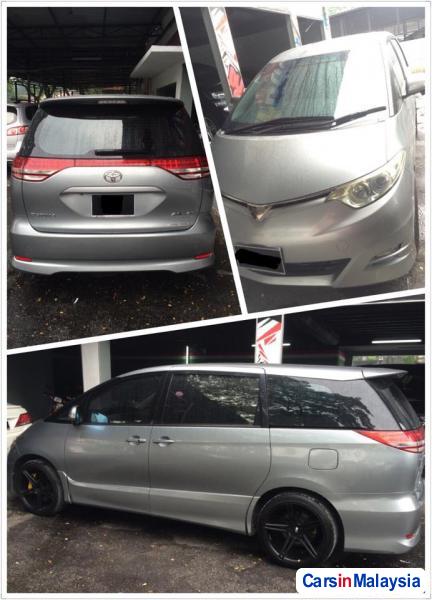 Picture of Toyota Estima Automatic 2013