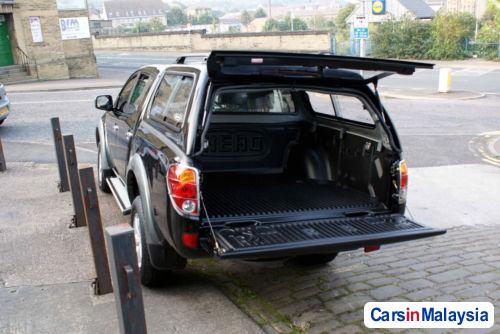 Mitsubishi Triton Semi-Automatic 2007 in Malaysia