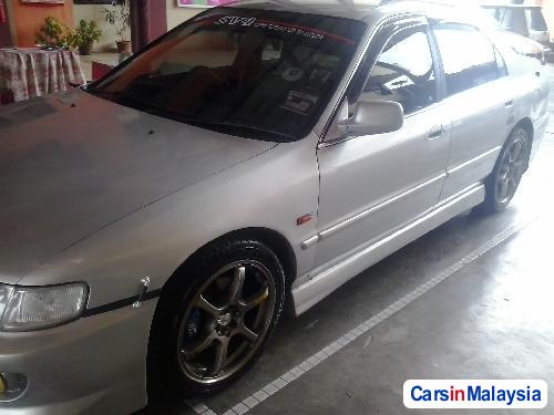 Honda Accord Automatic 1996 - image 2