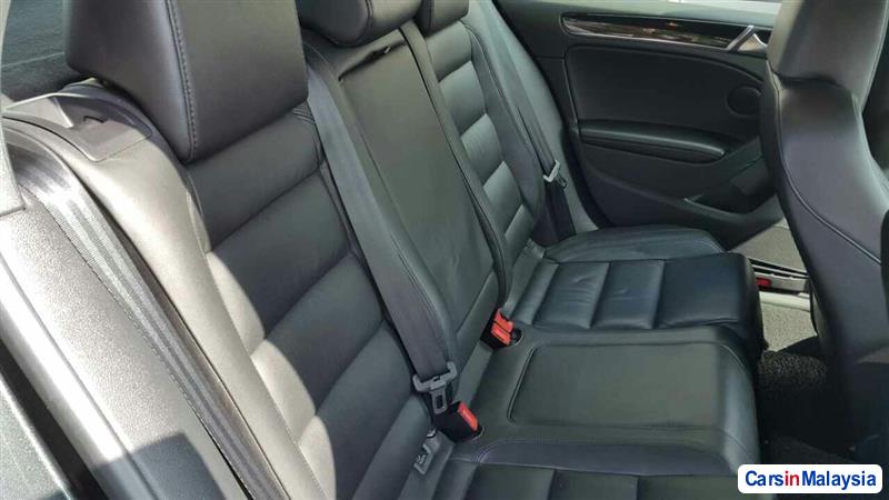 Volkswagen Golf Automatic 2010 in Kuala Lumpur