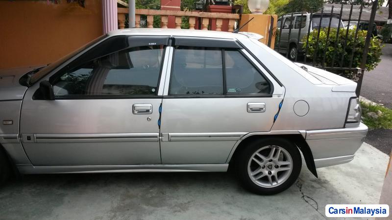 Proton Iswara
