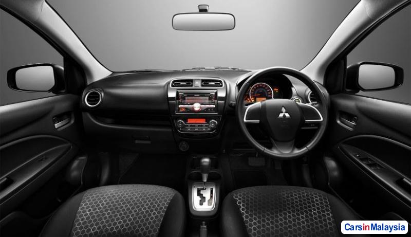 Mitsubishi Mirage - image 5