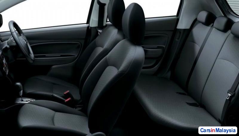 Mitsubishi Mirage - image 6