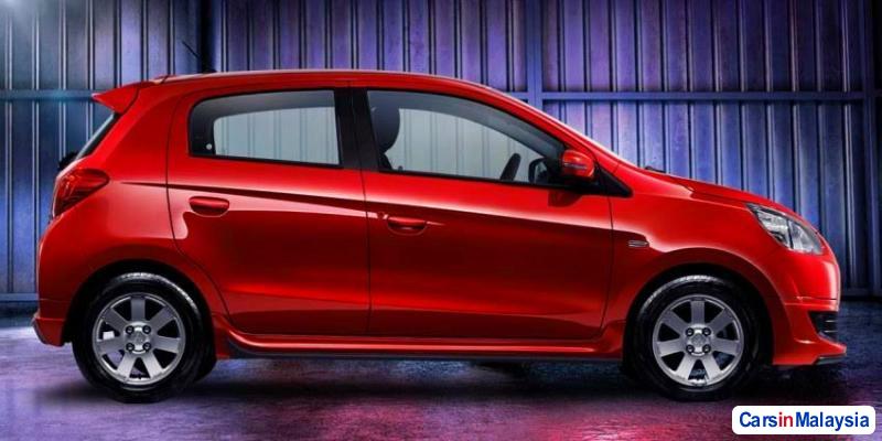 Mitsubishi Mirage - image 8