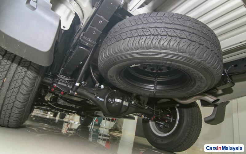 Mitsubishi Triton Automatic - image 8