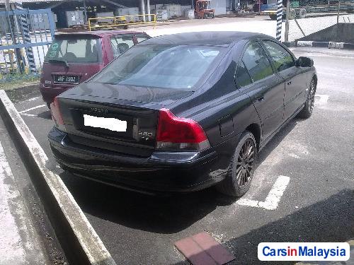 Volvo S60 Automatic 2001 - image 2