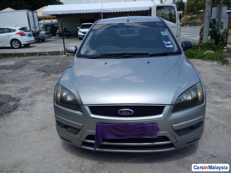 Ford Focus Automatic 2005 - image 3