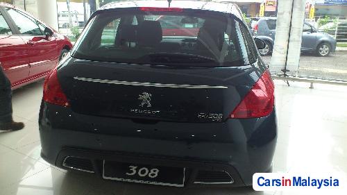Peugeot 308 Semi-Automatic - image 3