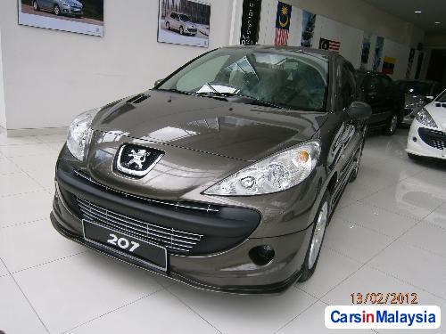Peugeot 207 Semi-Automatic - image 4