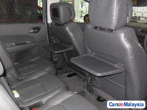 Peugeot 5008 Automatic - image 4