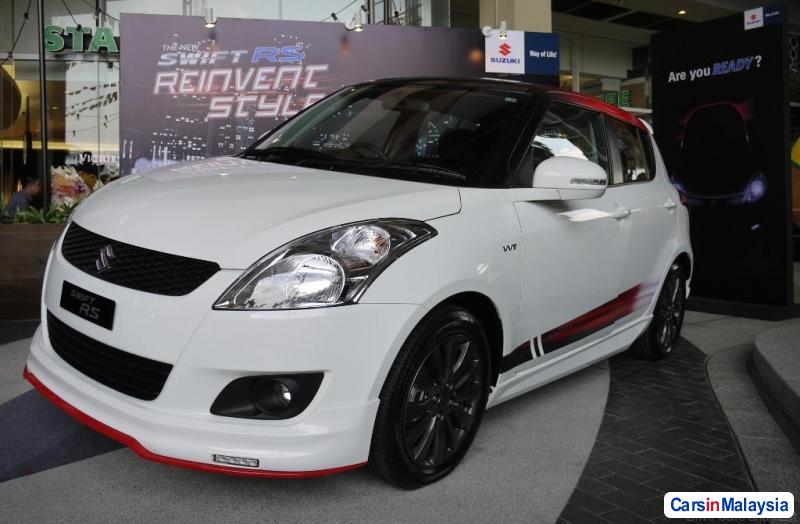 Suzuki Swift Automatic - image 2