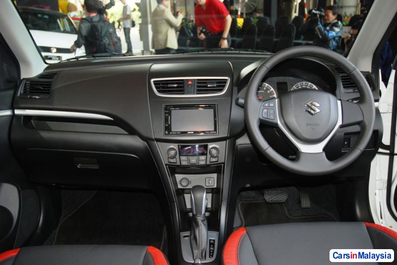 Suzuki Swift Automatic - image 3