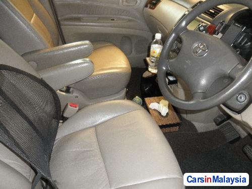 Picture of Toyota Ipsum Automatic 2006 in Kuala Lumpur