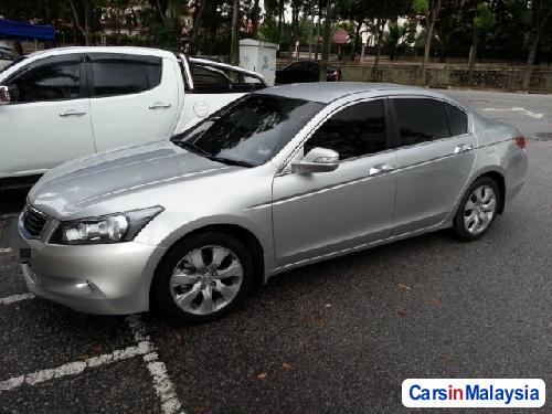 Honda Accord Semi-Automatic 2010