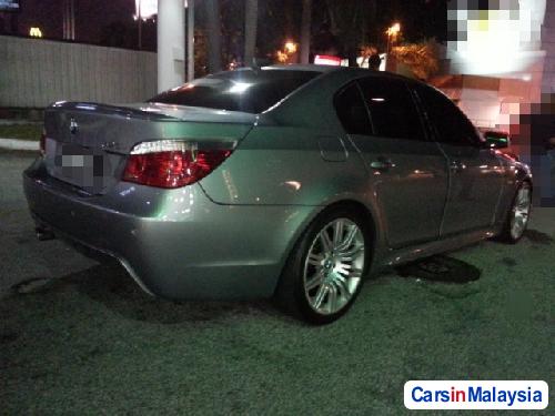 BMW 5 Series Semi-Automatic 2010