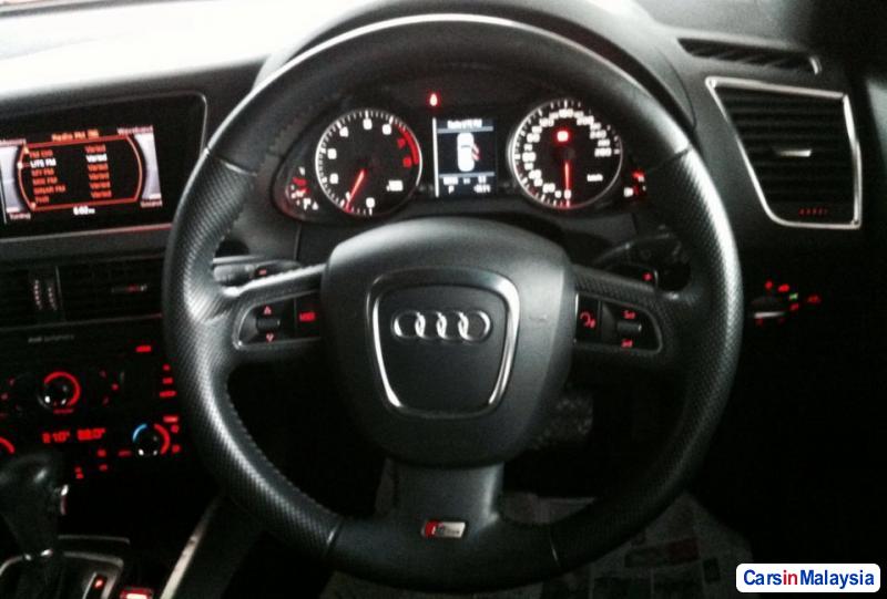 Audi Automatic 2009 - image 3