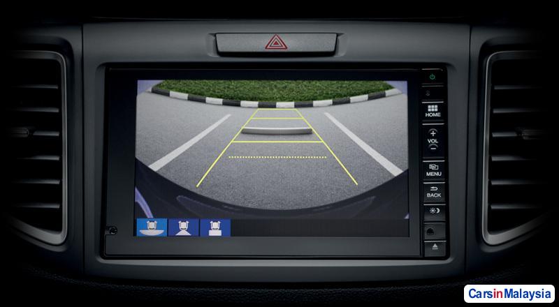 Honda CR-V Automatic - image 9