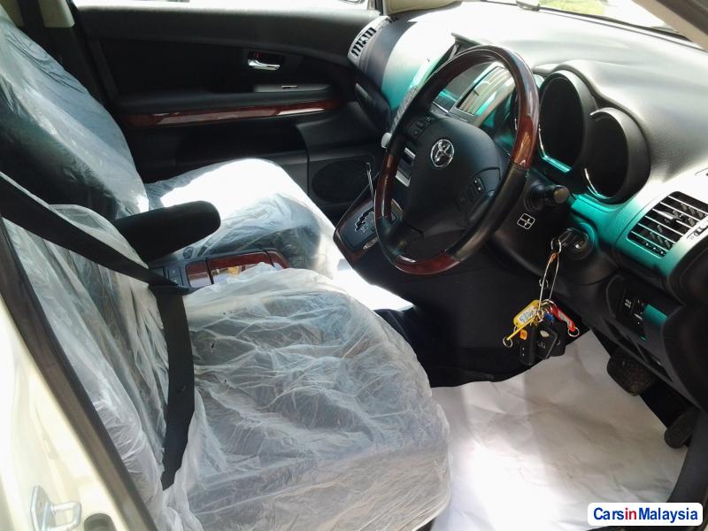 Toyota Harrier Semi-Automatic in Malaysia