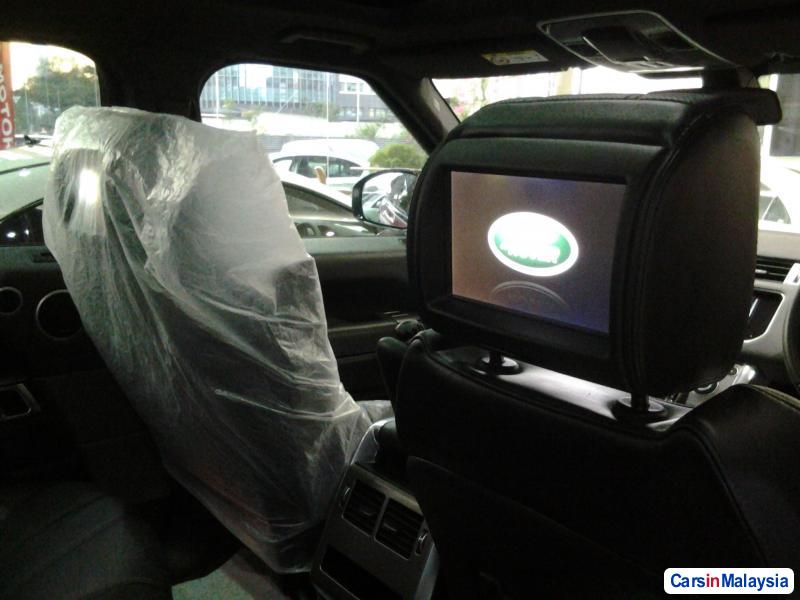 Land Rover Range Rover Sport Semi-Automatic - image 6