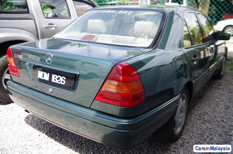 Mercedes Benz C-Class Automatic 1994 in Penang