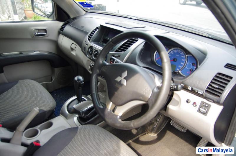 Mitsubishi Triton Automatic 2008 in Penang