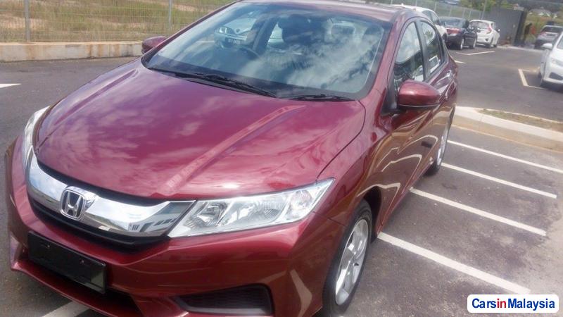 Honda City Automatic - image 4