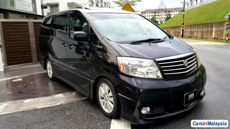 Picture of Toyota Alphard