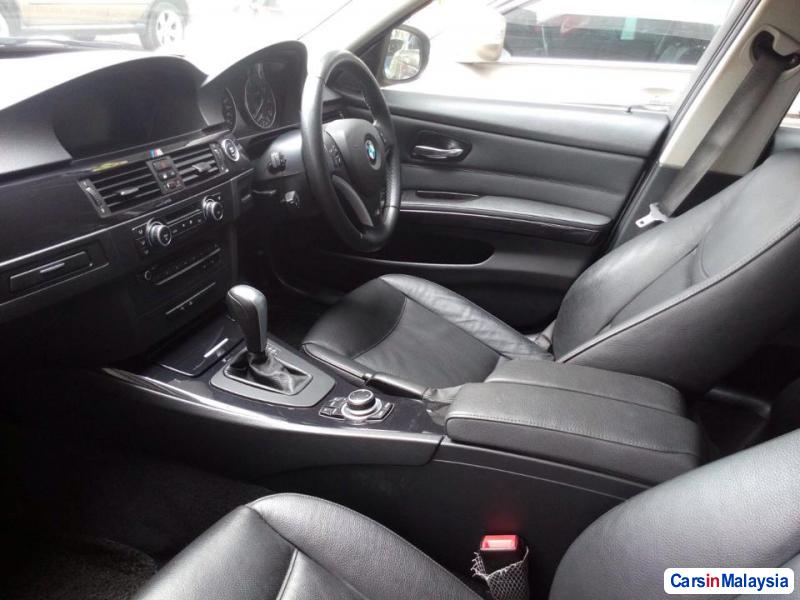 BMW Automatic 2011 in Malaysia