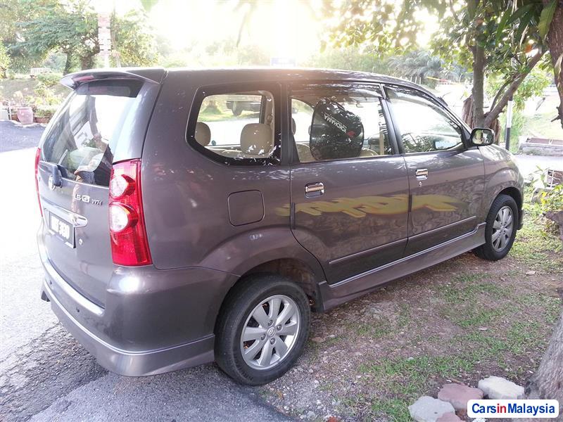 Toyota Avanza 2008