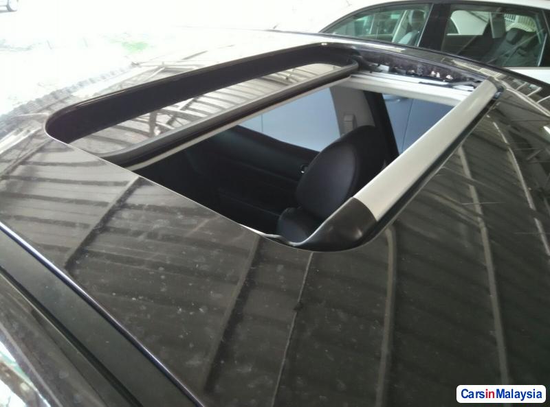 Mazda CX-7 Automatic 2010 - image 10