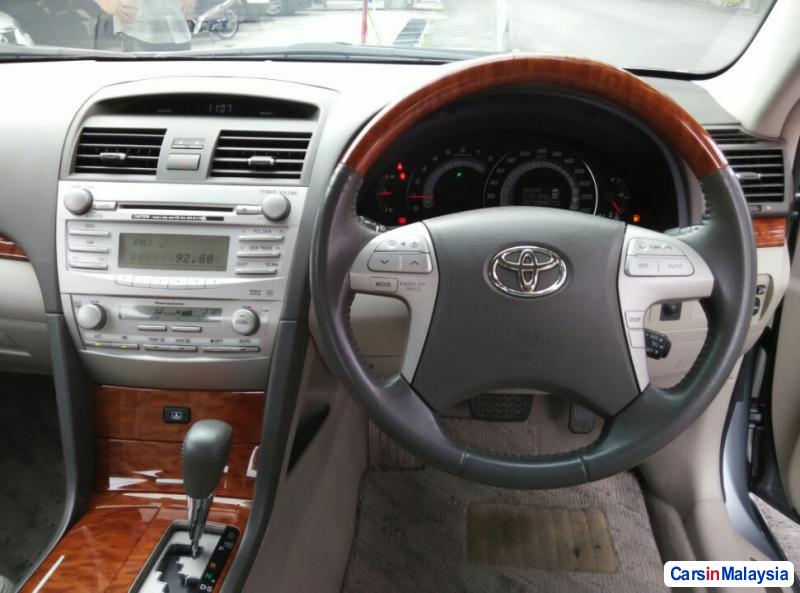 Toyota Camry Automatic 2009 - image 10