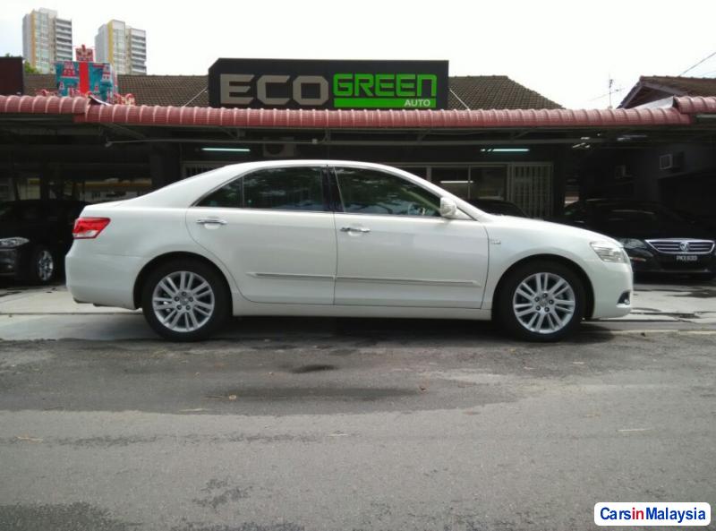 Toyota Camry Automatic 2011 - image 3