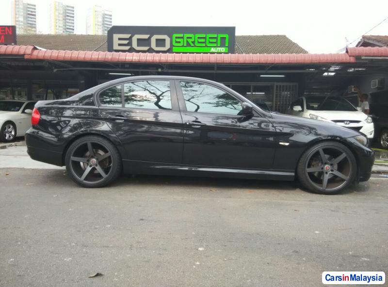 BMW 3 Series Automatic 2009 in Penang