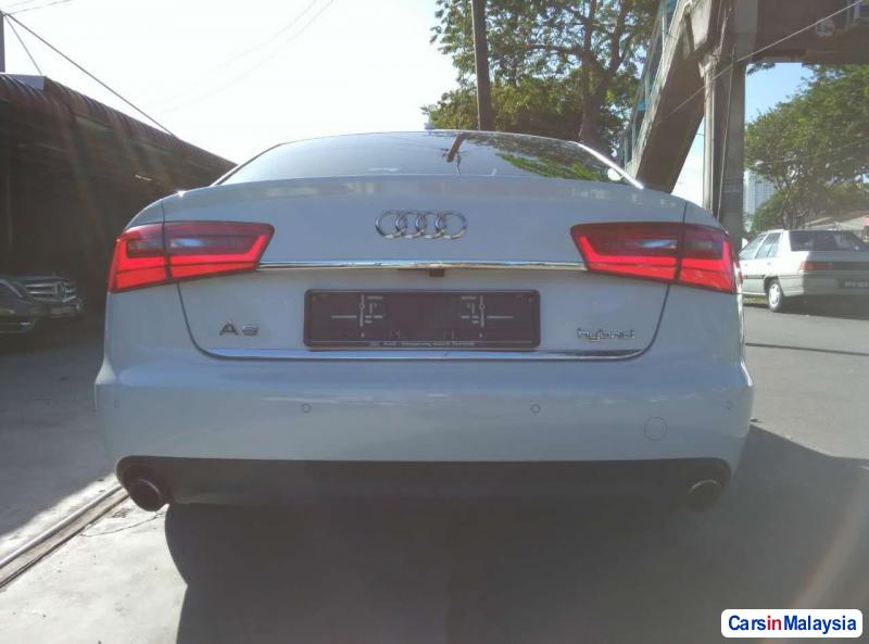 Audi A6 Automatic 2013 - image 4