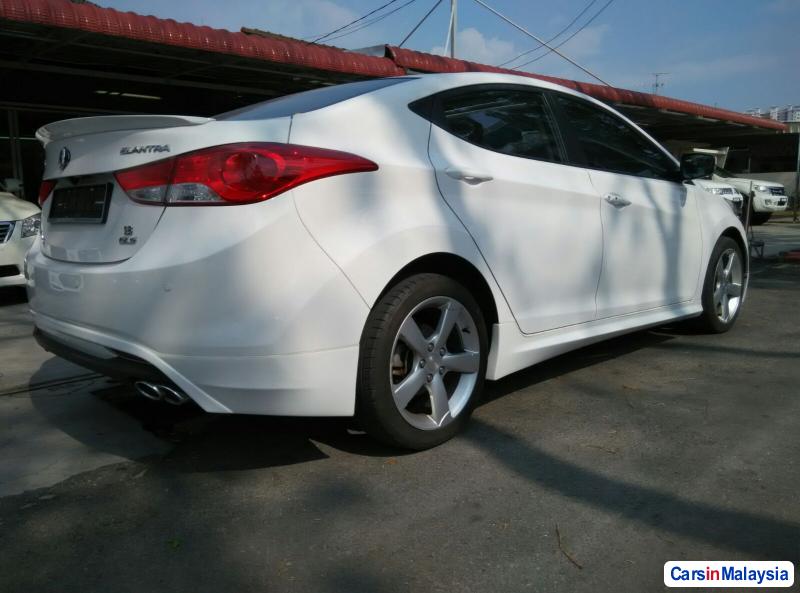 Hyundai Elantra Automatic 2014 in Malaysia