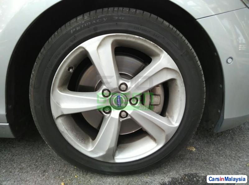 Volvo V40 Automatic 2013 in Malaysia