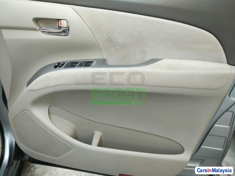 Toyota Estima Automatic 2008 - image 5
