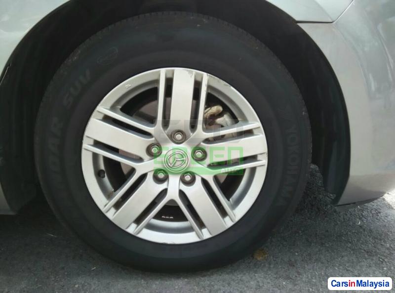 Mazda 8 Automatic 2011 - image 6