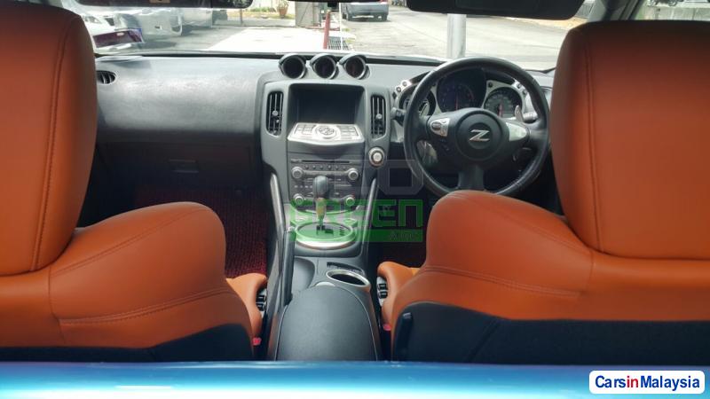 Nissan Fairlady Semi-Automatic 2009 - image 6