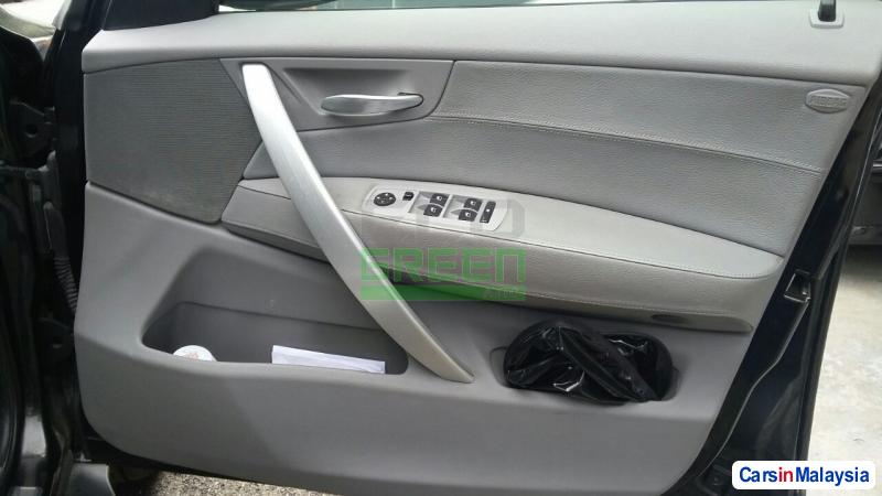 BMW Automatic 2008 - image 7