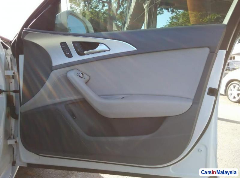 Audi A6 Automatic 2013 - image 8