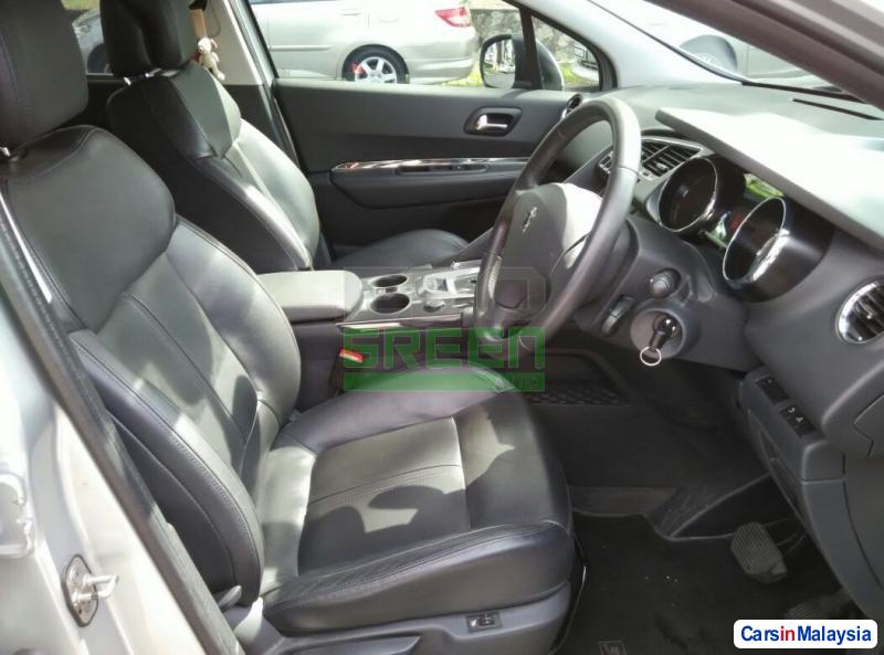 Peugeot 3008 Automatic 2012 in Malaysia - image